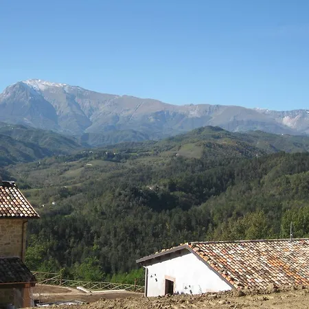 Al Canto Del Gallo Farm stay Marsia